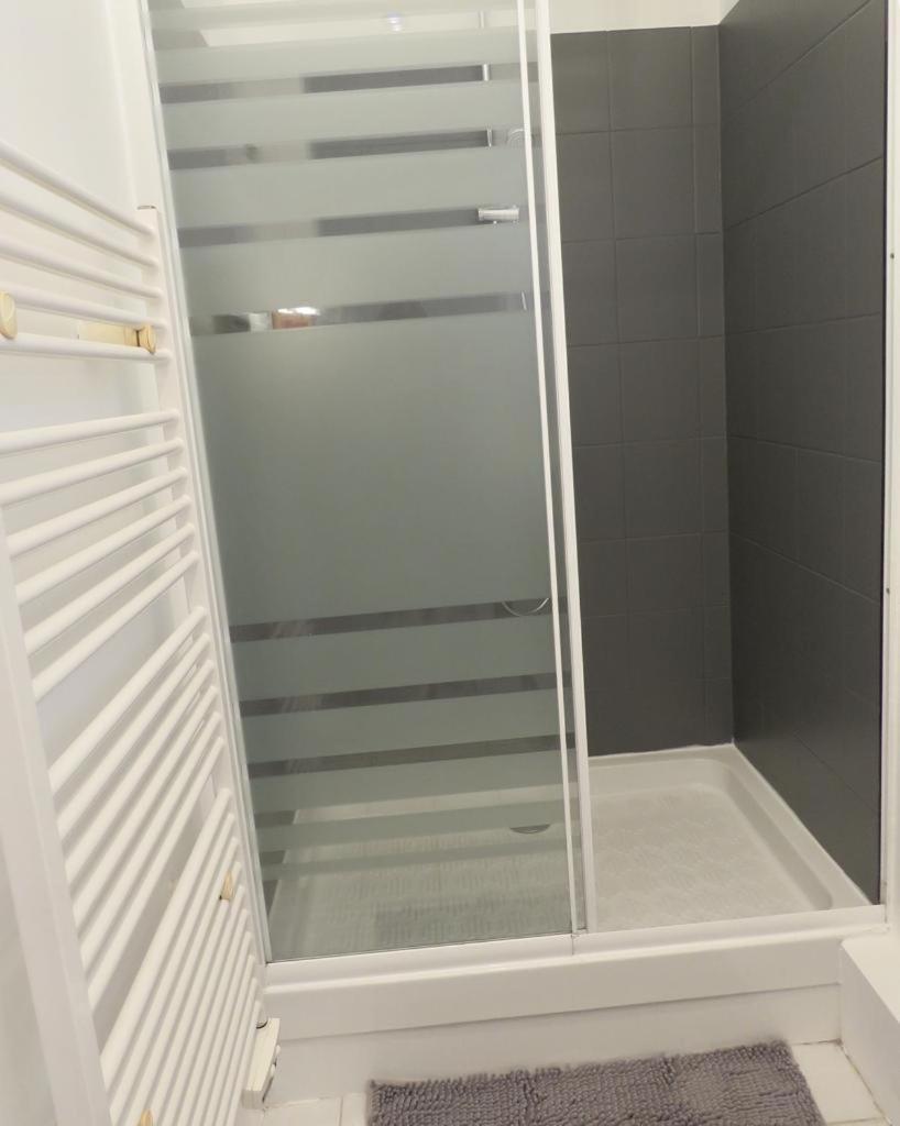 Le Skandi - 28 M² Renove Entre Gare & Centre-Ville Vichy Zewnętrze zdjęcie